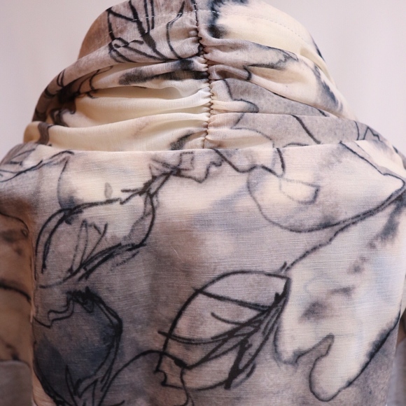 Simply Vera Wang Shirt and attached blouse - Picture 8 of 8